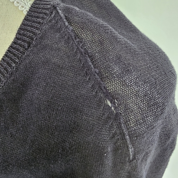 Gerard Darel Black Linen Reverse Seam Top - Picture 12 of 12